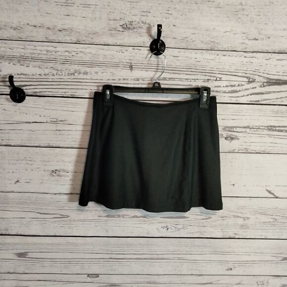 "Loft" "AVIA" woman's shorts & skorts. - Picture 8 of 10